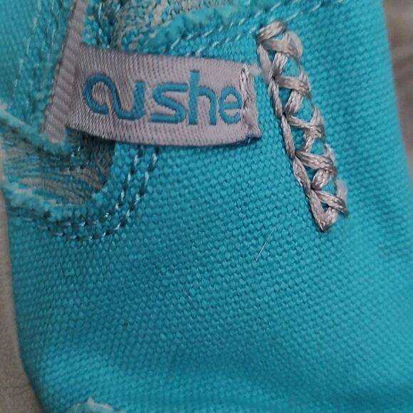 Cushe  turquoise blue slip on canvas shoes  Sz 10 Toddler EUC - Picture 6 of 7